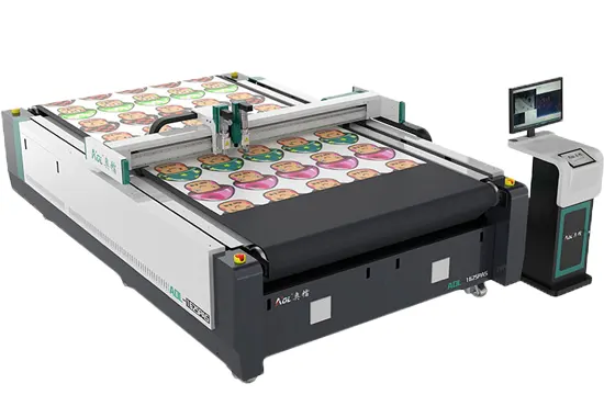 CNC-masa-de-debitare-cu-cutit-oscilant-remade